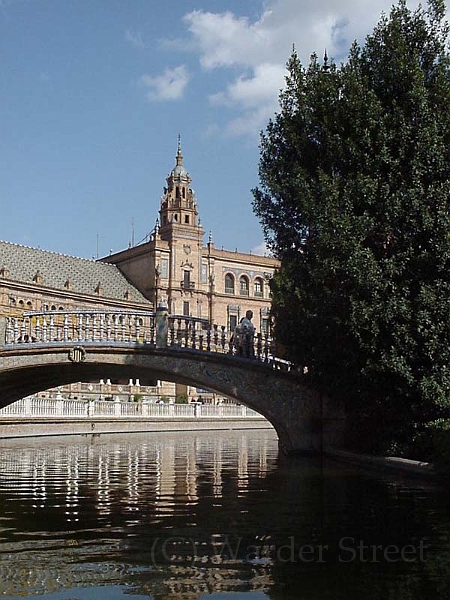 Plaza De Espana In Sevilla 14.jpg